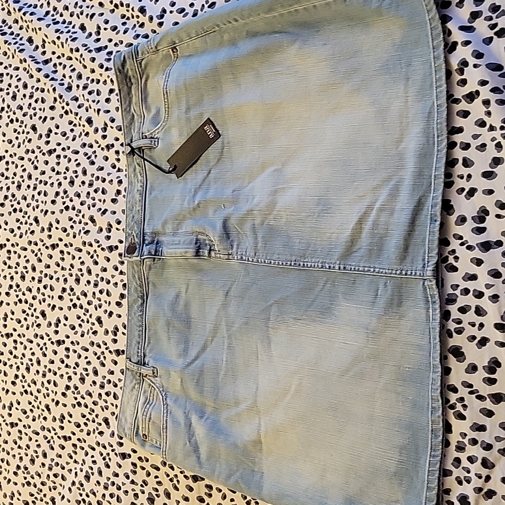 NEW a.n.a Denim Skirt size 22W